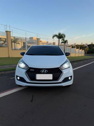 HYUNDAI HB20 1.6 R SPEC 16V FLEX 4P MANUAL HYUNDAI HB20 1.6 R SPEC 16V FLEX 4P MANUAL